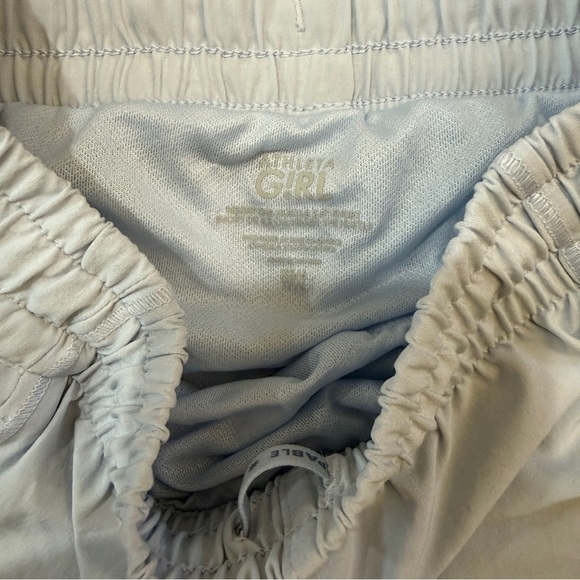 Athleta Girl Heart the Hustle 2.5" Short in Light Blue - Girls Size XS/6 - Picture 3 of 6